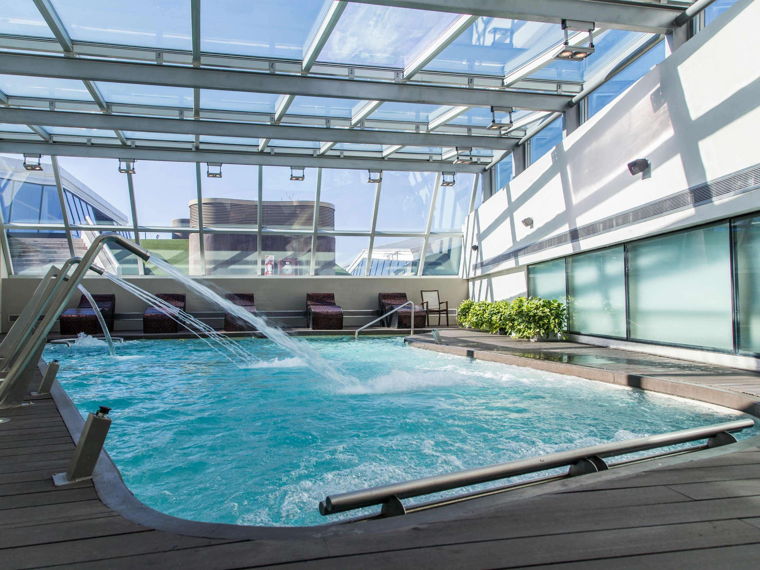 Hotel Pullman City Center Росарио Экстерьер фото