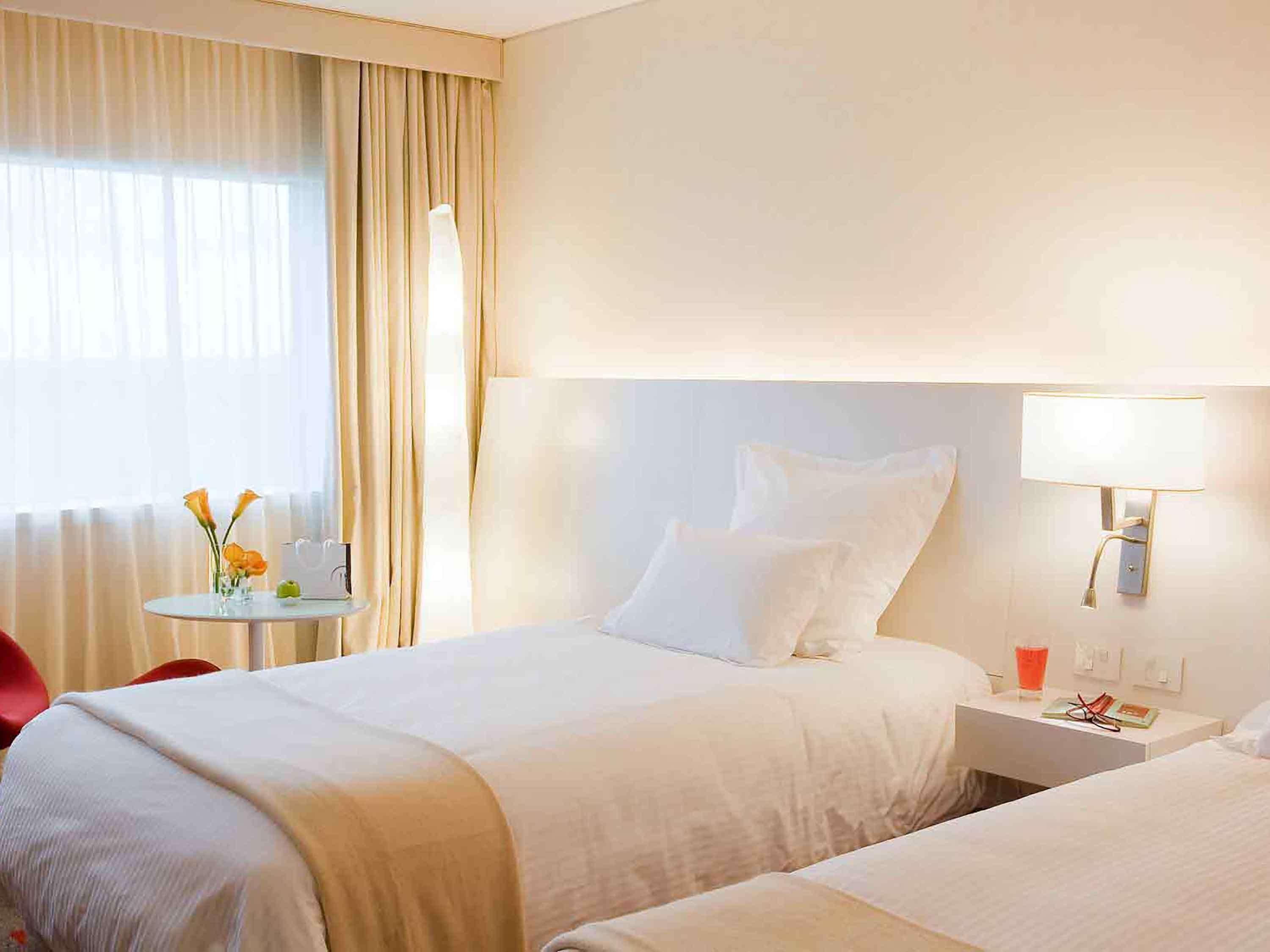 Hotel Pullman City Center Росарио Экстерьер фото